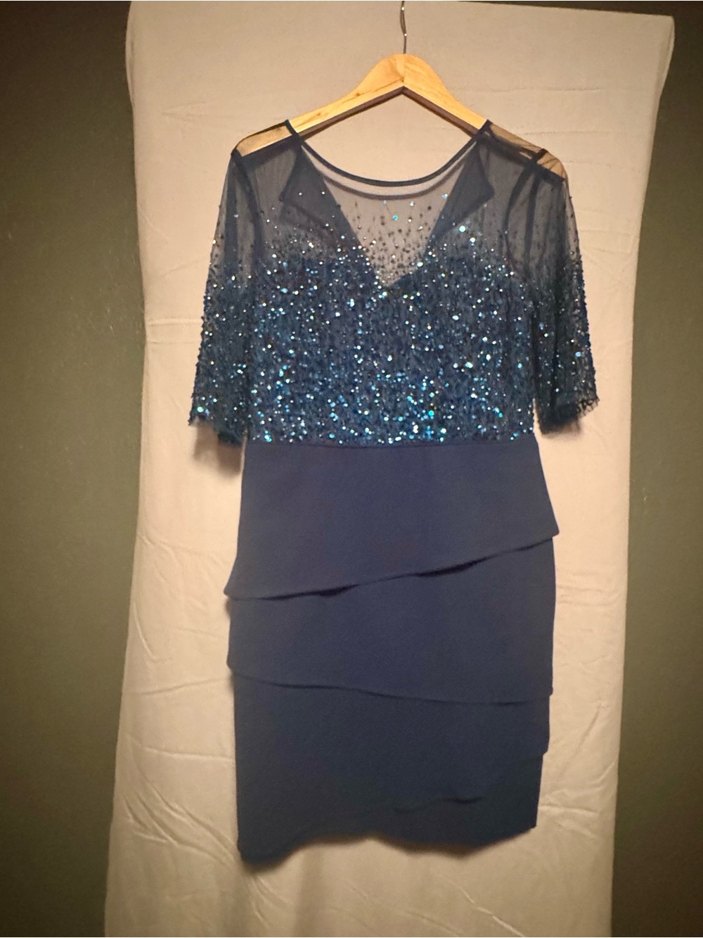 Elegant Navy Sequin Mesh Sheath Dress